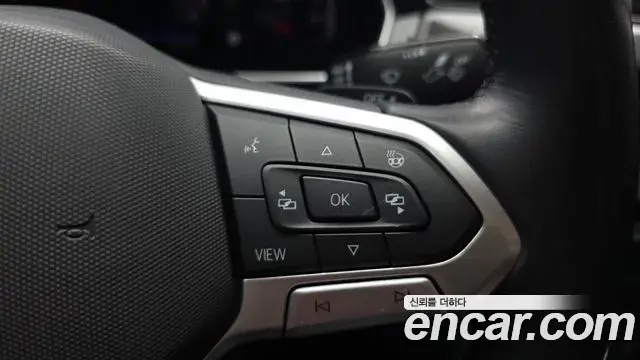 Volkswagen Passat GT 2021 — Photo 13/33
