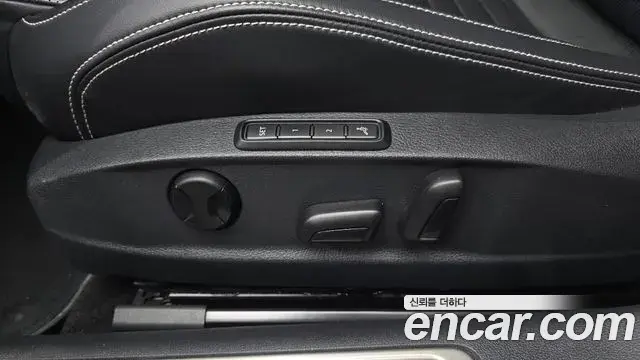 Volkswagen Passat GT 2021 — Photo 10/33