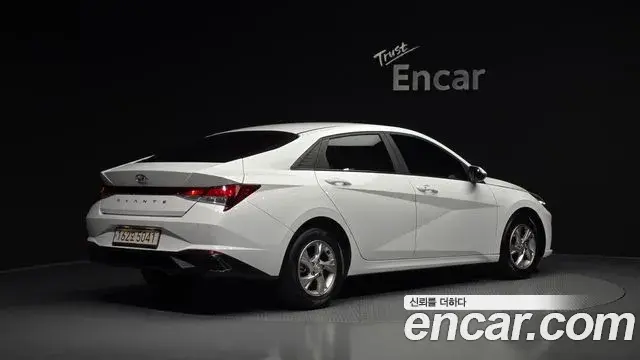 Hyundai Avante 2022 — Фото 2/20