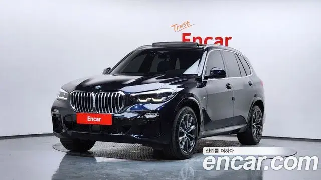 BMW X5 2020 — Фото 1/20
