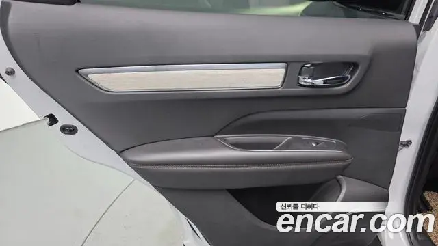 Renault Samsung QM6 2020 — ფოტო 24/32