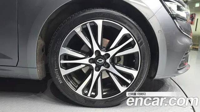 Renault Samsung SM6 2022 — ფოტო 19/31
