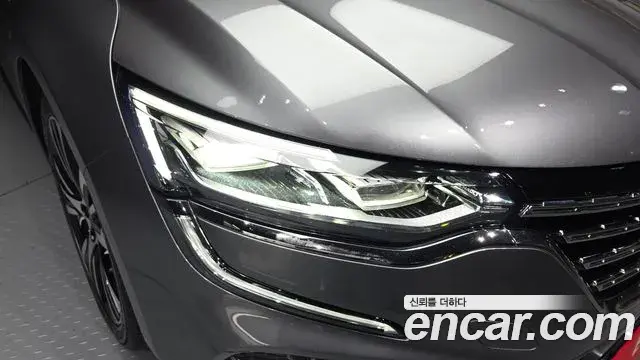 Renault Samsung SM6 2022 — ფოტო 16/31
