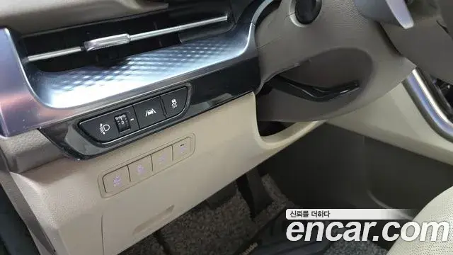 Kia Carnival 2023 — Фото 14/20