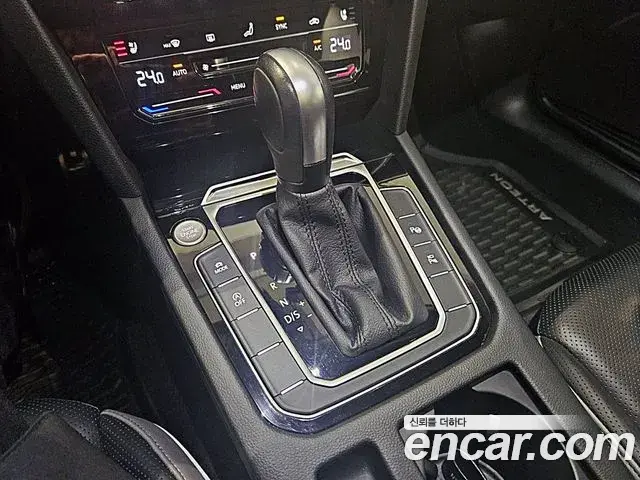 Volkswagen Arteon 2022 — Photo 12/16