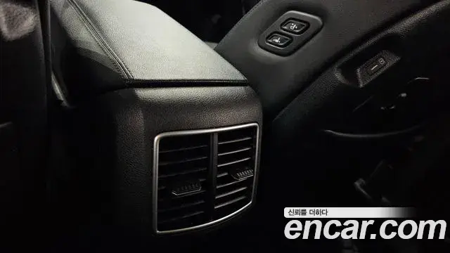 Kia Sportage 2022 — Фото 18/20