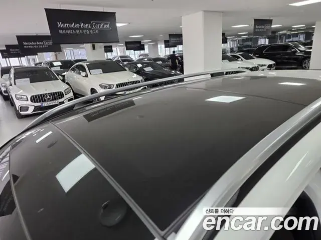Mercedes-Benz GLB-Class 2025 — ფოტო 11/17