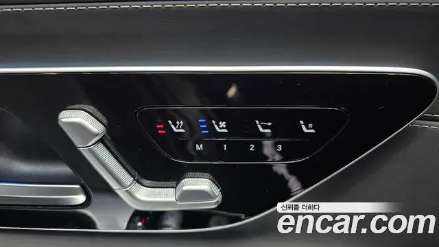Mercedes-Benz SL-Class 2023 — ფოტო 32/37