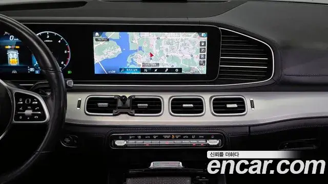 Mercedes-Benz GLE-Class 2021 — Photo 5/29