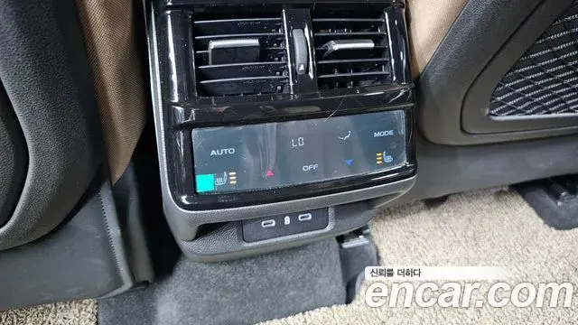 Renault Samsung Grand Koleos 2024 — ფოტო 12/30