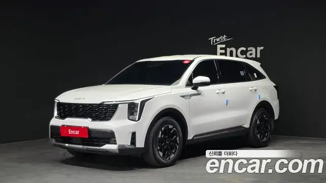 Kia Sorento 2023 — Фото 1/20