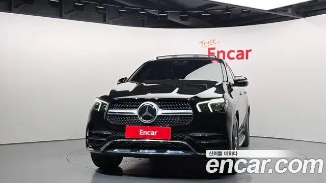Mercedes-Benz GLE-Class 2021 — Фото 3/20