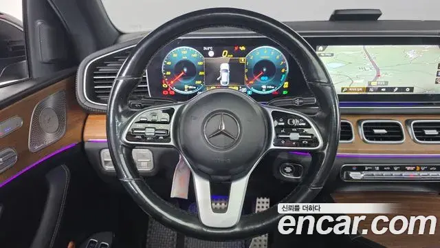 Mercedes-Benz GLE-Class 2021 — Фото 13/20
