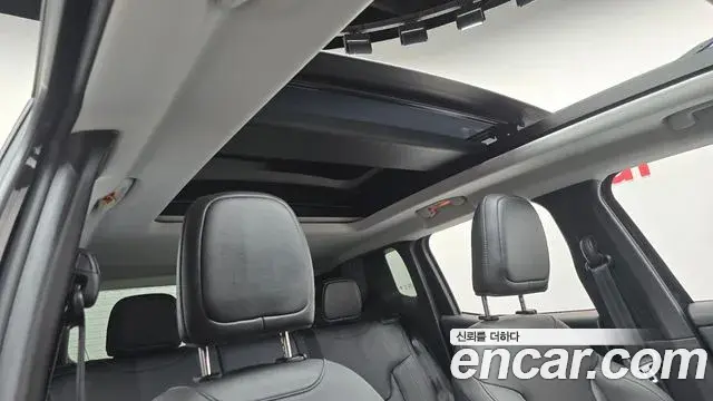Jeep Renegade 2022 — Фото 19/20