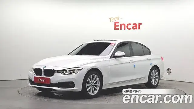 BMW 3 Series 2018 — Photo 8/32