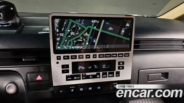 Hyundai Staria 2021 — Фото 14/20
