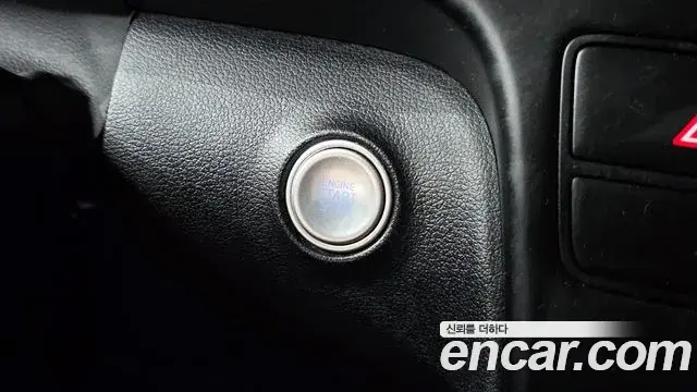 Hyundai Staria 2021 — Фото 18/20