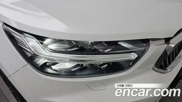 Volvo XC40 2020 — ფოტო 24/30