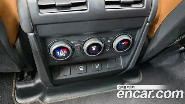 Land Rover Defender 2022 — Şəkil 34/35