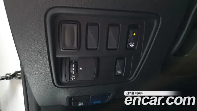 Renault Samsung QM6 2023 — Şəkil 11/31