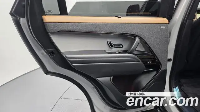 Land Rover Range Rover Sport 2023 — Şəkil 24/36