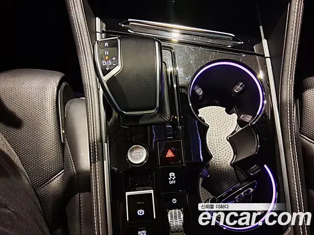 Volkswagen Touareg 2024 — Photo 11/14
