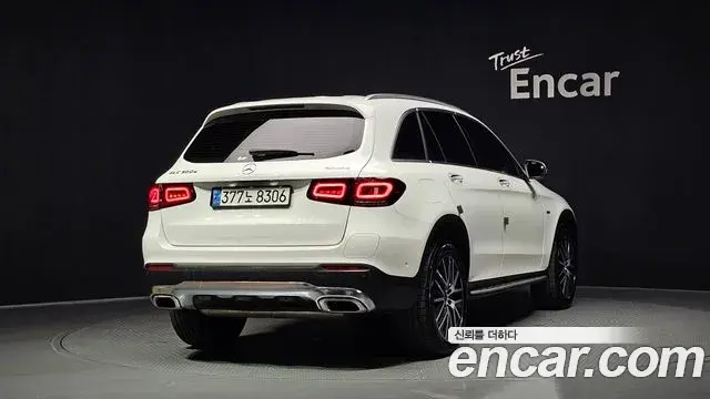 Mercedes-Benz GLC-Class 2020 — Şəkil 1/31