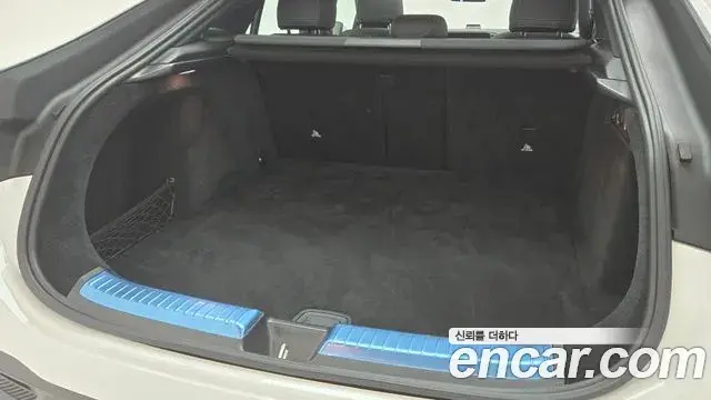 Mercedes-Benz GLE-Class 2025 — Photo 3/17
