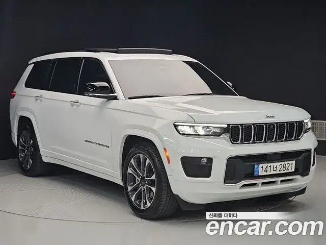 Jeep Grand Cherokee 2022 — Şəkil 16/20