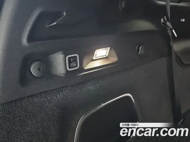 Jeep Grand Cherokee 2022 — Şəkil 9/20
