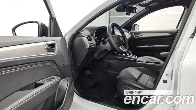 Renault Samsung Arkana 2025 — Şəkil 23/32