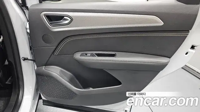 Renault Samsung Arkana 2025 — Şəkil 29/32