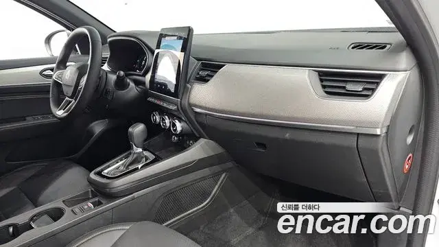 Renault Samsung Arkana 2025 — Şəkil 16/32