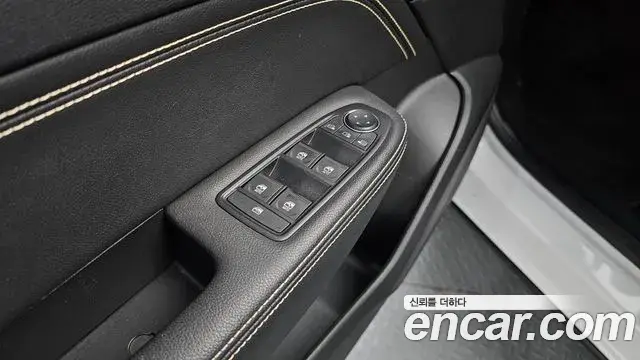 Renault Samsung Arkana 2025 — Şəkil 13/32