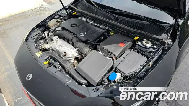 Mercedes-Benz CLA-Class 2022 — Photo 25/30