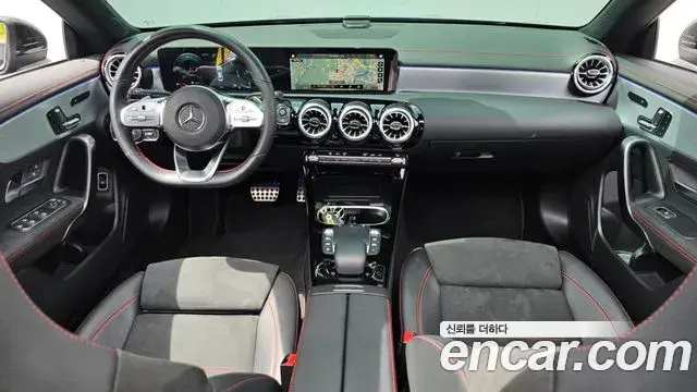 Mercedes-Benz CLA-Class 2022 — Photo 7/30