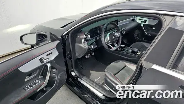 Mercedes-Benz CLA-Class 2022 — Photo 30/30