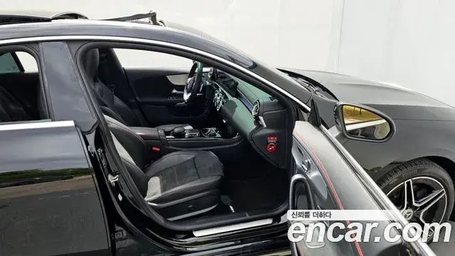 Mercedes-Benz CLA-Class 2022 — Photo 10/30