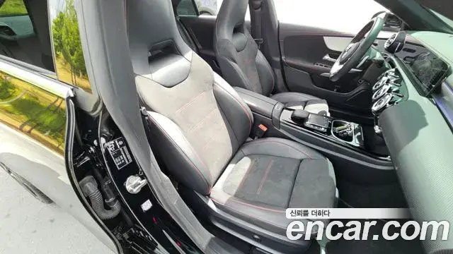 Mercedes-Benz CLA-Class 2022 — Photo 15/30