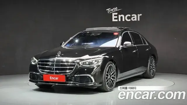 Mercedes-Benz S-Class 2023 — Photo 6/20