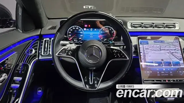 Mercedes-Benz S-Class 2023 — Photo 19/20