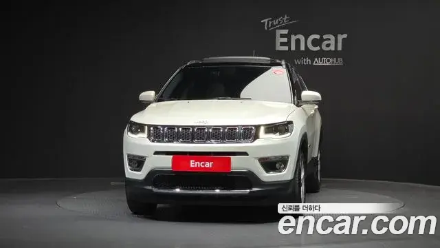 Jeep Compass 2019 — Фото 3/20