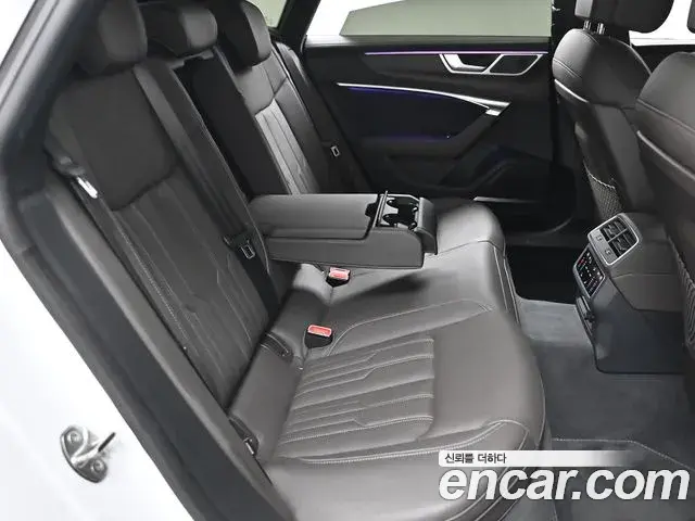 Audi A7 2023 — ფოტო 12/20