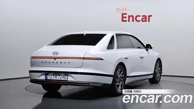 Hyundai Grandeur 2023 — Фото 2/20