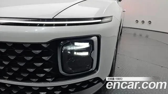 Hyundai Grandeur Hybrid 2023 — ფოტო 26/31