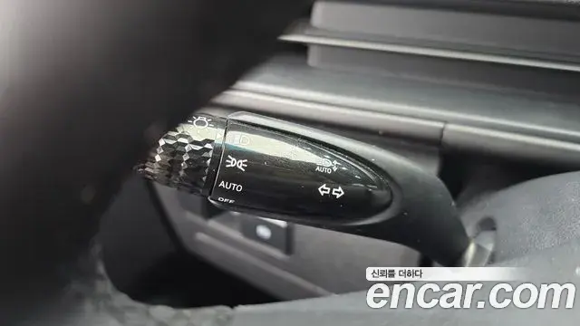 Hyundai Staria 2025 — ფოტო 9/34