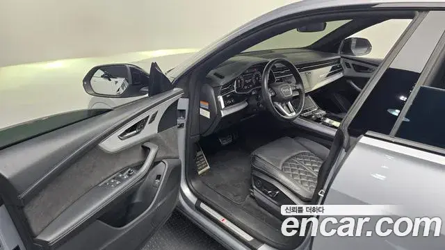Audi Q8 2021 — ფოტო 2/32