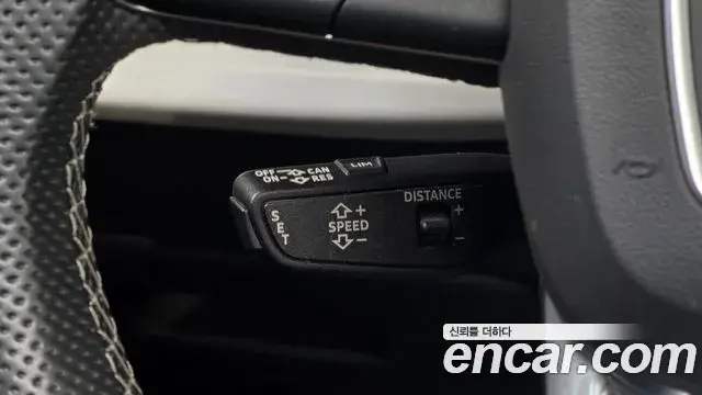 Audi Q8 2021 — ფოტო 32/32