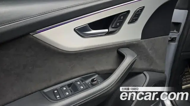 Audi Q8 2021 — ფოტო 7/32