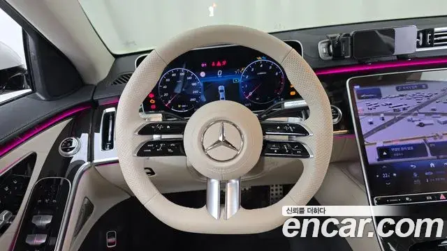 Mercedes-Benz S-Class 2023 — ფოტო 7/20